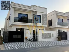 Villa directly from the owner, personal finishing, on a main street, close to all services, freehold
