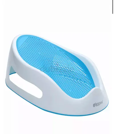 For Sale: Giggles Bath Seat 40 AED