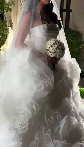 دبا الفجيره