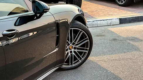 Porsche Panamera Standard, миниатюра 3
