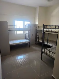 EXECUTIVE BED SPACE AVAILABLE FOR MEN