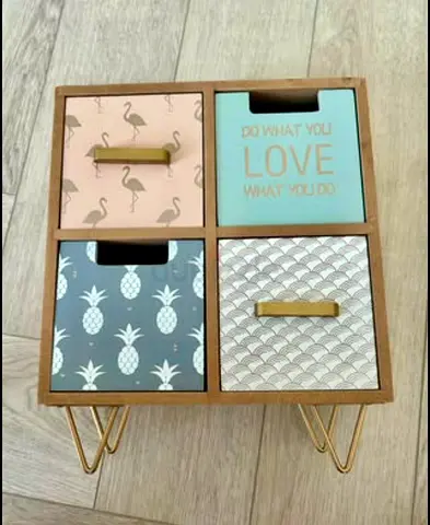 New kids with small drawers from Pottery barn