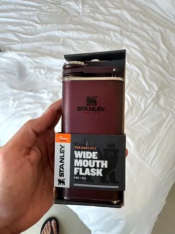 Stanley Classic Easy-Fill Wide Mouth Flask – Brand New (8oz / 0.23 L)