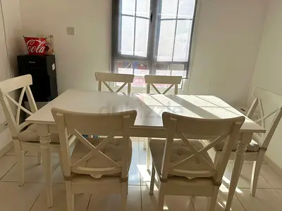 Stylish Extensible White Dining Table with Chairs for Sale