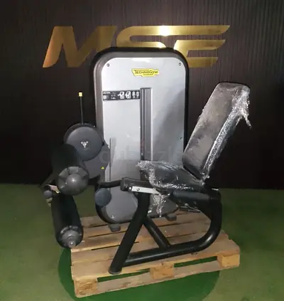 Technogym Element+ New Model Leg Curl Black Line