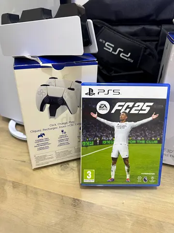 Ultimate Gaming Package: PS5 FIFA 25  Controller