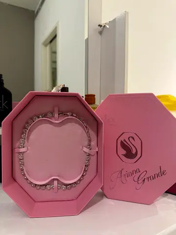 Ariana Grande x Swarovski Tennis necklace