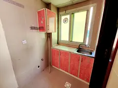 No deposit separate kitchen studio only 17k