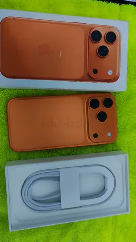 Stylish iPhone 17 Pro - 256GB - In Stunning Orange with Box  Charger