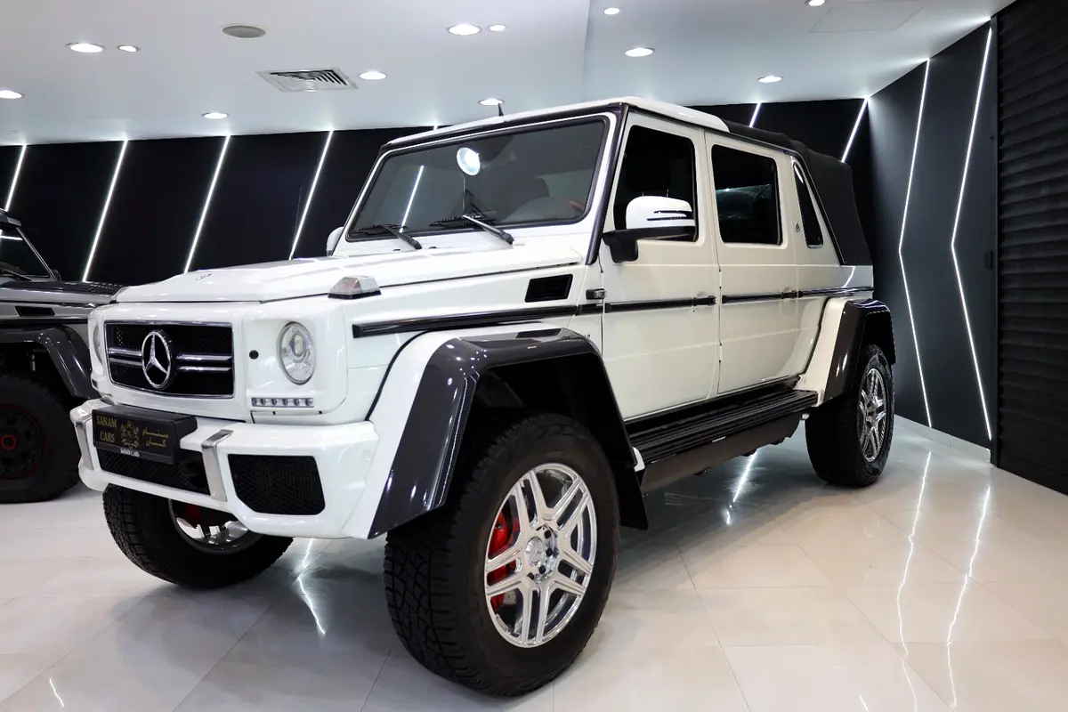 Mercedes-Maybach G-Class 2018 — photo 1 of 20