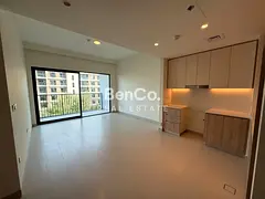 Vacant I Low Floor I Modern Residences