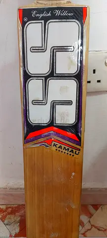 High-Quality Cricket Bat - SS Kamau