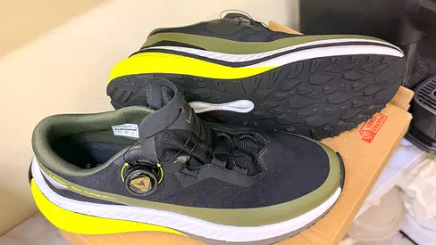 High-Performance Running Shoes for Active Lifestyles