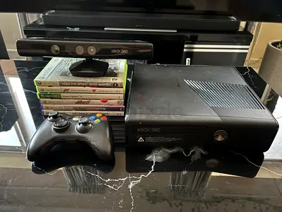Microsoft Xbox 360 Console (500GB) with 6 Games and Accessories