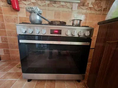 High-Quality BOSH brand 6 Burner Cooking Range for Your Kitchen