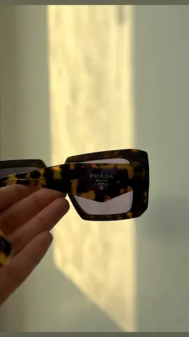 450 AED Preloved Prada Sunglasses for Sale