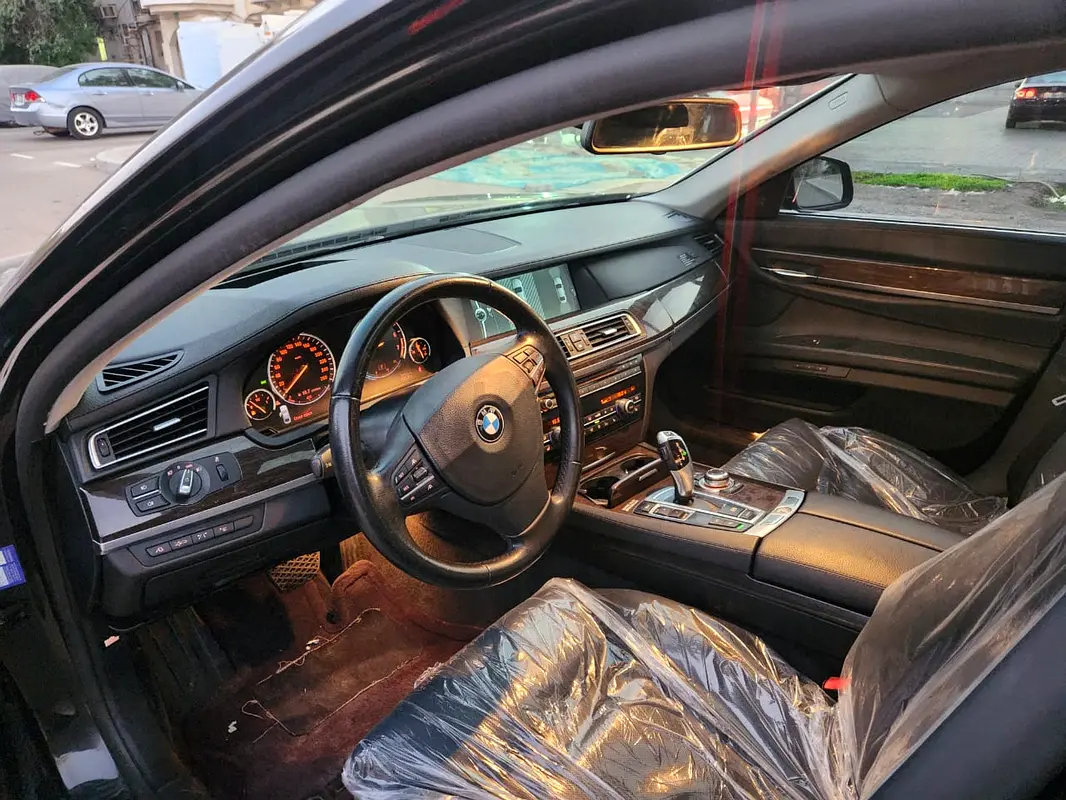 740Li