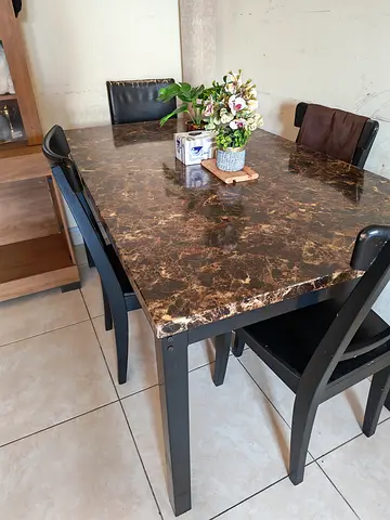 Dining Table - Free Chairs