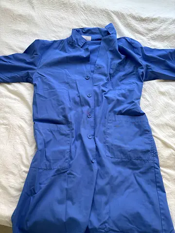 Lab Coat معطف مختبر