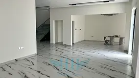 Luxury 5-Bedroom Villa for Rent in Umm Nahad 3