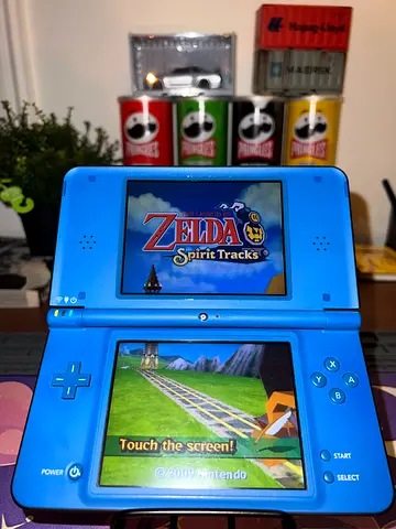 Nintendo DSi XL blue