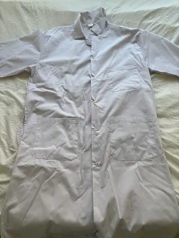 Lab Coat معطف مختبر