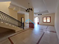 Beautiful two-story villa for rent in Mirdif, 4 bedrooms and maid's room, separate entrance, cen