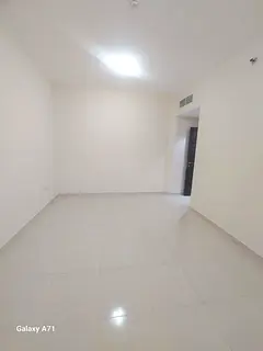 Good Size 1bhk Flat Just in 35k With Free Parking In Family Building Near To Baqer Mohebi SuperMarke