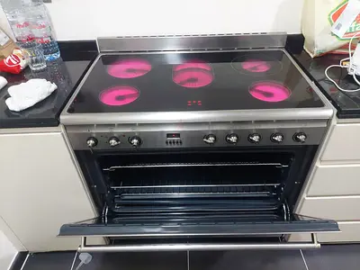 Smeg 90x60cm Electric Ceramic Cooker stove Made in Italy