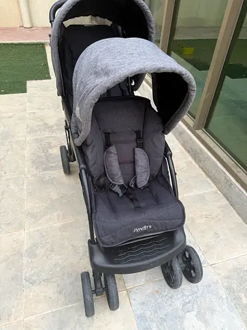 Stylish and Comfortable Baby Stroller for Your Little One