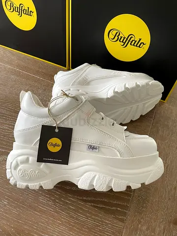 Buffalo Shoe White
