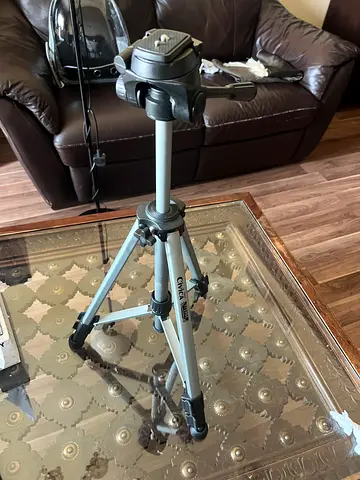 Camera tripod