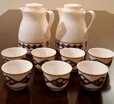 Arabic Coffee Set (2 Small Flasks and 7 Cups) طقم قهوة عربية (٢ دلة و ٧ كاسات)