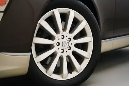 صورة 20 لـ 2010 Maybach 57
