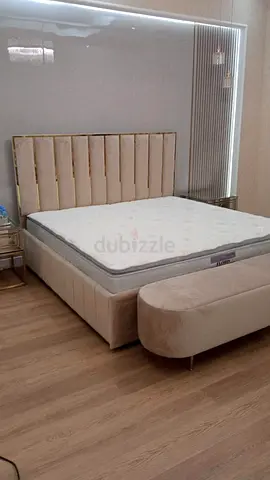 Brand new cosotmerize 180*200 king size Bed