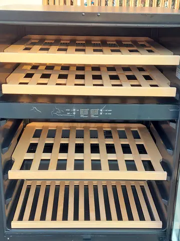 Branded Vestfrost Built-in or Freestanding Dual Zone Temperature 44 Bottles Capacity Wine Cooler