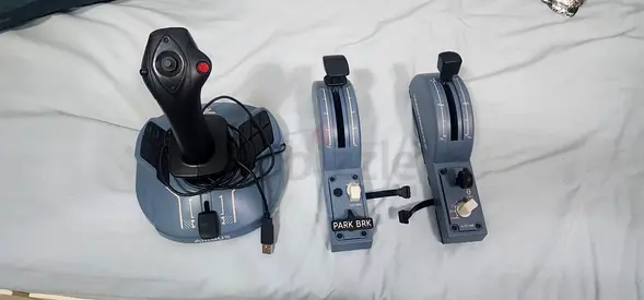 Thrustmaster Airbus sidestick and throttle addon