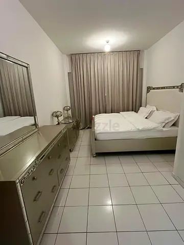 DIFC - Metro Emirates Towers - Master Private Bathroom- Very Clean and Quiet