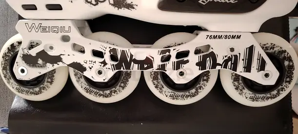 Stylish Inline Skates for Sale - Glide Smoothly!