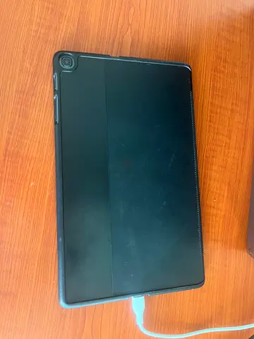 Sleek Black Tablet for Sale - Great Condition!