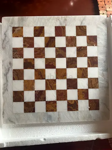 Elegant Marble Chess Set - Perfect for Strategy Enthusiasts!