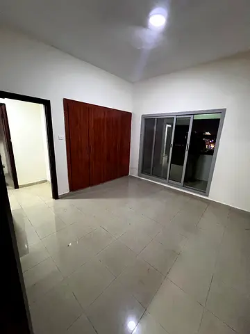 Fully Furnished Bed Space 500 for Near Stadium Metro lower and upper available