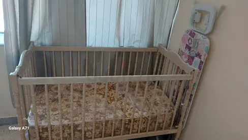 سرير اطفال