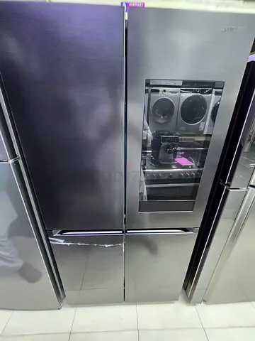 Samsung Family Hub Refrigerator 4 doors With automatic Ice maker