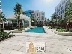 Being like A Brand New Studio / With an Open View / Uptown Zahia