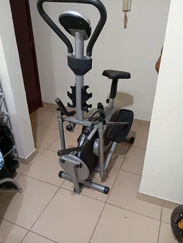 Elliptical Cross Trainer - Your Ultimate Home Workout Companion! Need repair fully