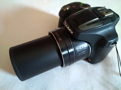 Panasonic Lumix FZ70 Superzoom DSLR camera