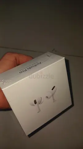 Apple AirPods Pro - Premium Sound Experience!