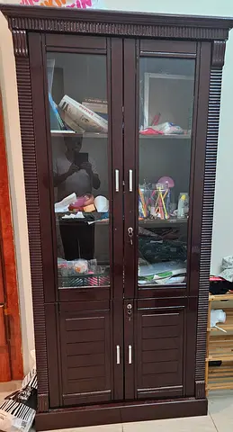 Elegant Wooden Display Cabinet in Excellent Condition