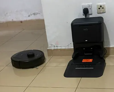 Smart Robotic Vacuum Cleaner with Charging Dock